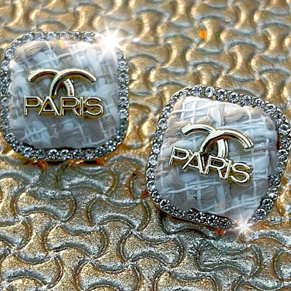 NWT, Lavishly Paris Square Gold White Paris Stud Earrings